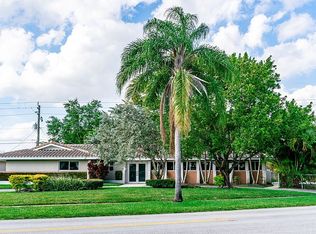 4215 Hayes St, Hollywood, FL 33021