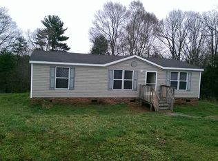 1040 Remington Dr, Conover, NC 28613