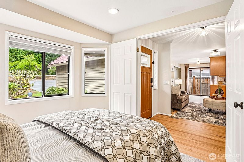 5th image of 14502 104th Avenue NE