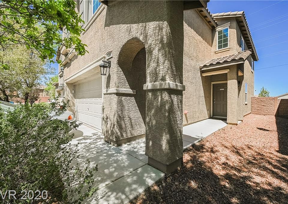 1st image of 7760 Houston Peak St