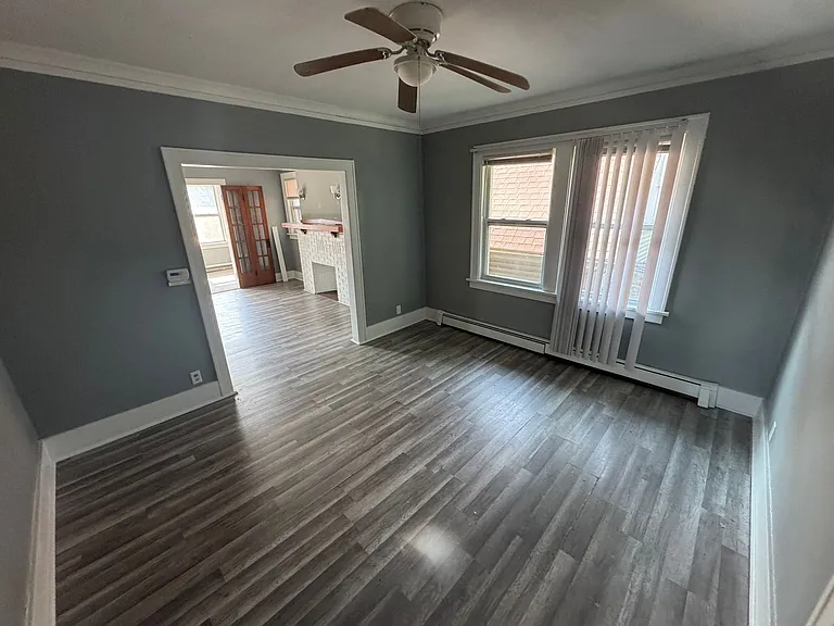 2405 N Sheridan Rd — Photo 6
