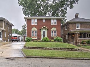 1945 W Wood St, Decatur, IL 62522