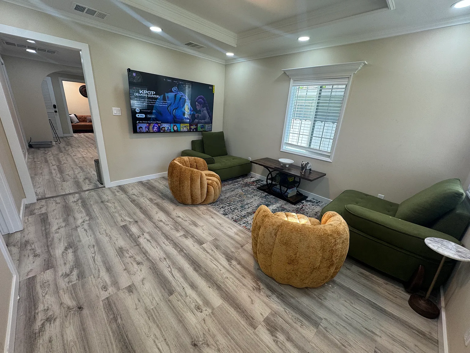 3 bed, 6000 sqft, $3,100 — Photo 3