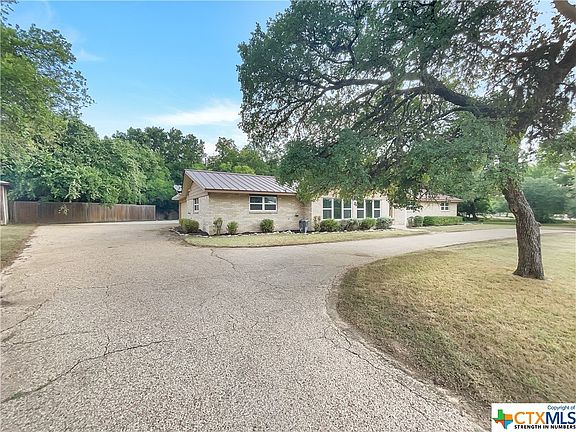 3rd image of 1602 Mill Creek Dr