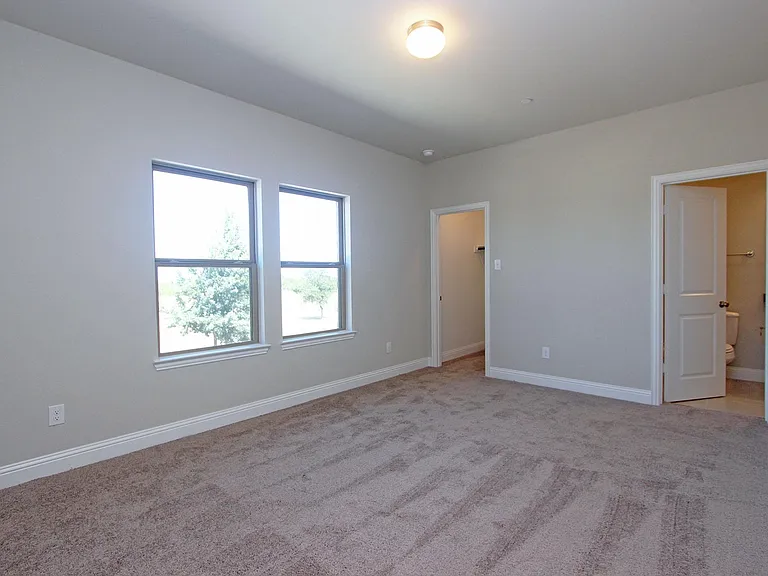 4255 Shavano Dr — Photo 16