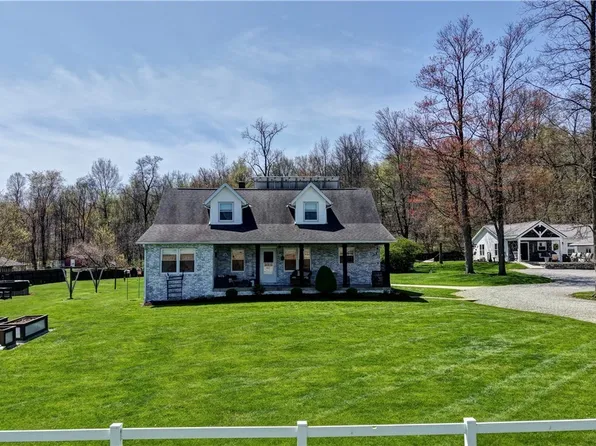 1922 County Road 200, Dundee, OH 44624