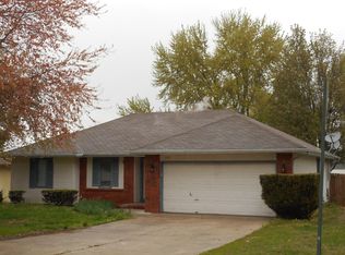 2715 W Roxbury St, Springfield, MO 65807