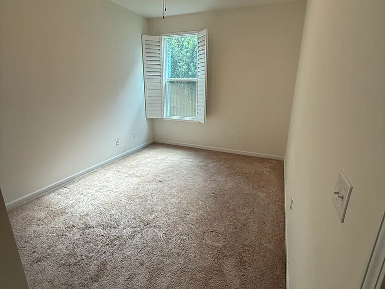 386 Southwilde Way — Photo 9