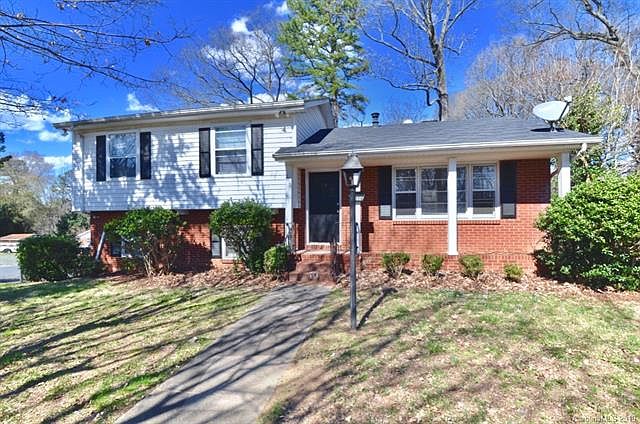 1st image of 3016 Dalecrest Dr