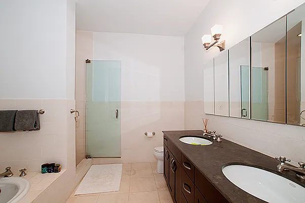 Sold by Barkoff Residential  | media 12