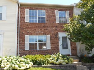 1482 Joshel Ct, Geneva, IL 60134