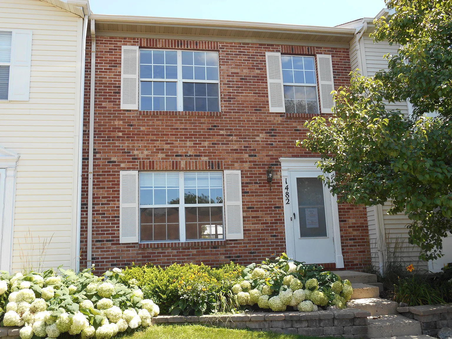 1482 Joshel Ct photo 1