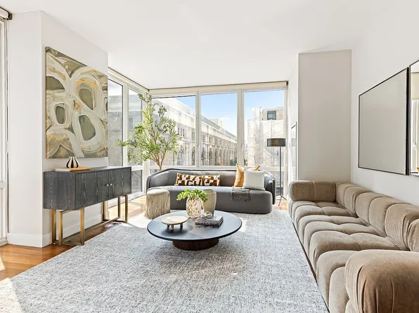 10 W End Ave APT 4H, New York, NY 10023