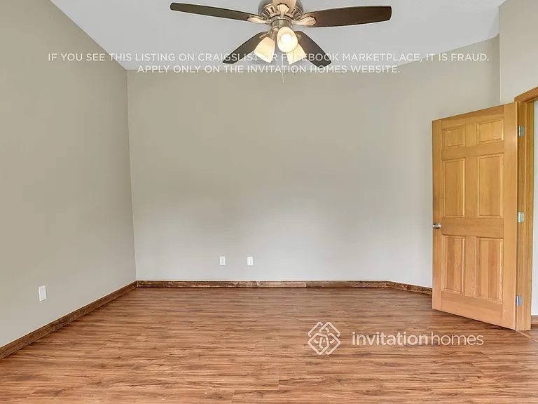 10411 Myakka Dr — Photo 8