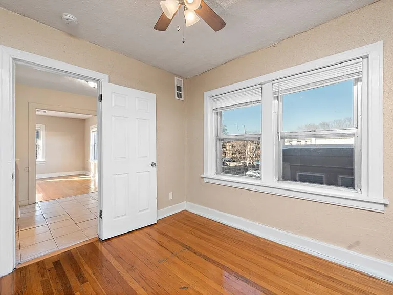 3606 Baltimore Ave — Photo 10