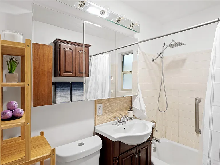 3529 E Sheridan St — Photo 23