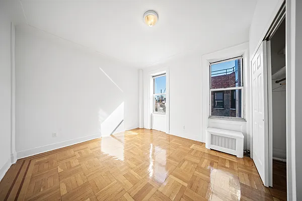 Rented by Bond New York | media 15