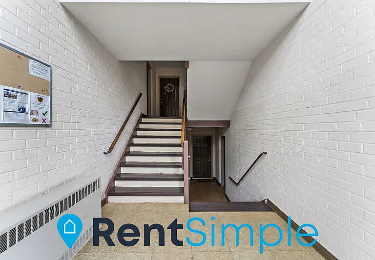 3334 Spring Ln #B40 — Photo 6