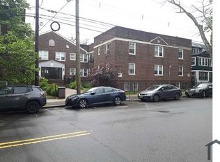 166 Chancellor Ave #10, Newark, NJ 07112