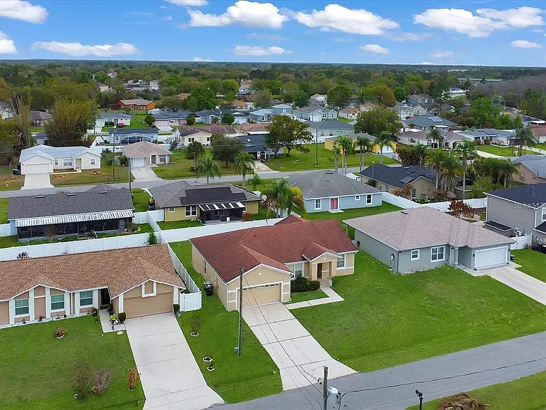 619 Reindeer Dr — Photo 3