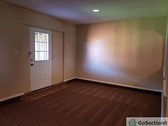 3rd image of 3822 Cibolo Dr APT A