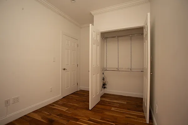 Rented by Blip LLC | media 34