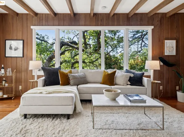 2680 Camino Lenada, Oakland, CA 94611