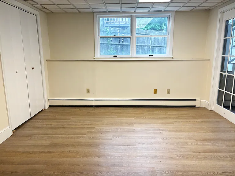 99 Garfield Ave #B — Photo 11