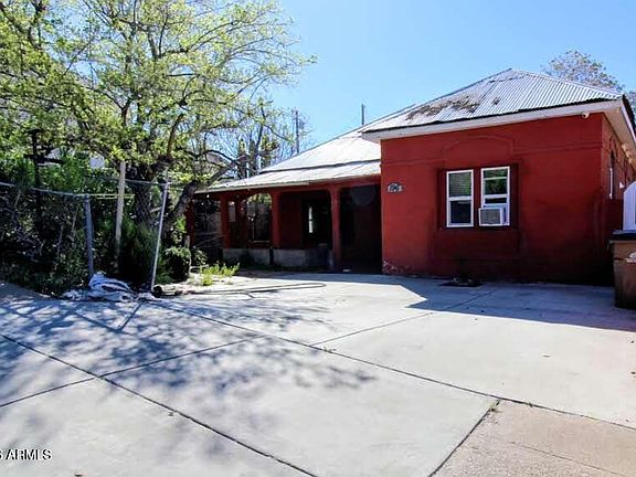 2nd image of 196 E CEDAR Street