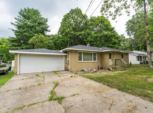 45412 86th Ave, Decatur, MI 49045