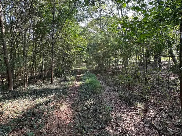 212 Old Tabernacle Rd, Belton, SC 29627