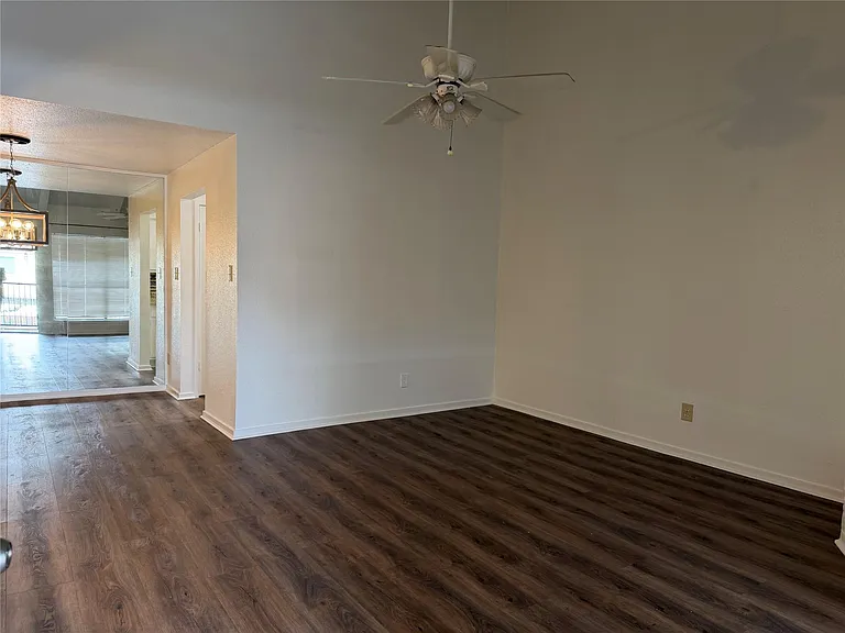 1100 Augusta Dr #46 — Photo 1