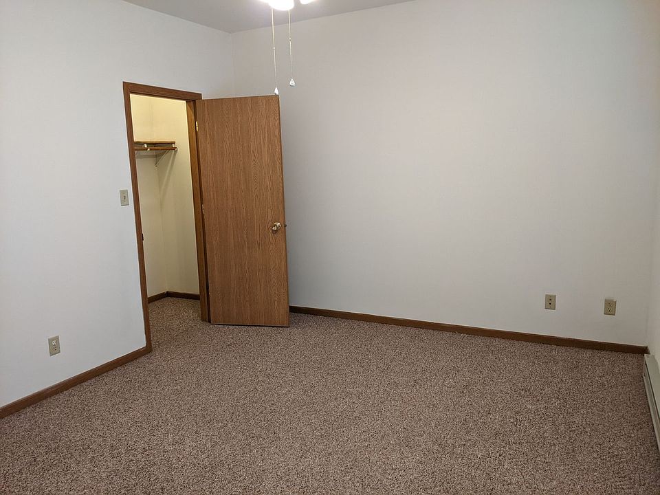 137 John Street 137 John St Dekalb IL Zillow