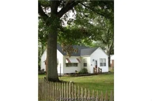 5230 Chapmans Landing Rd photo 1