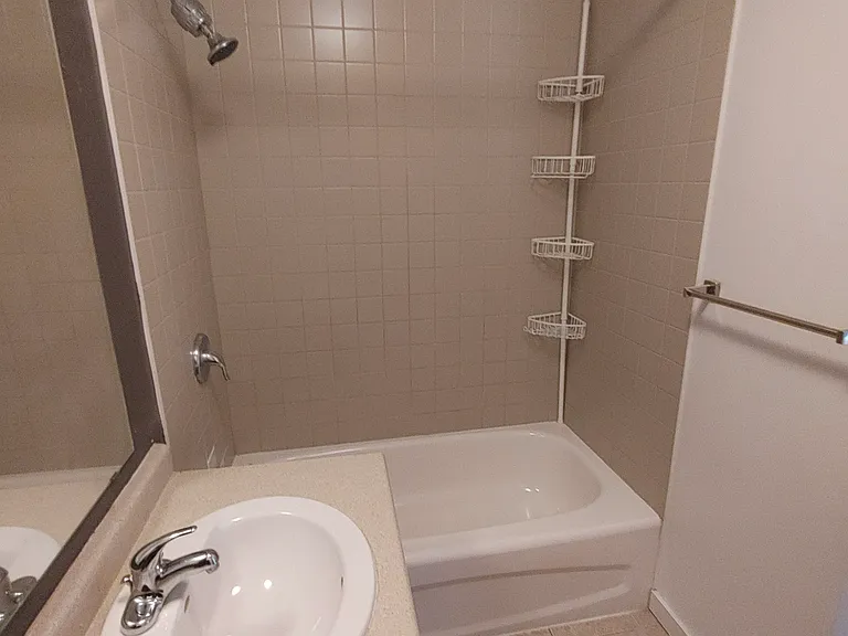 35 Water St S #308 — Photo 11