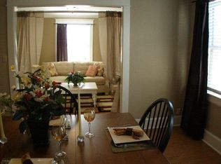 820 McKinley Blvd APT 2, Alton, IL