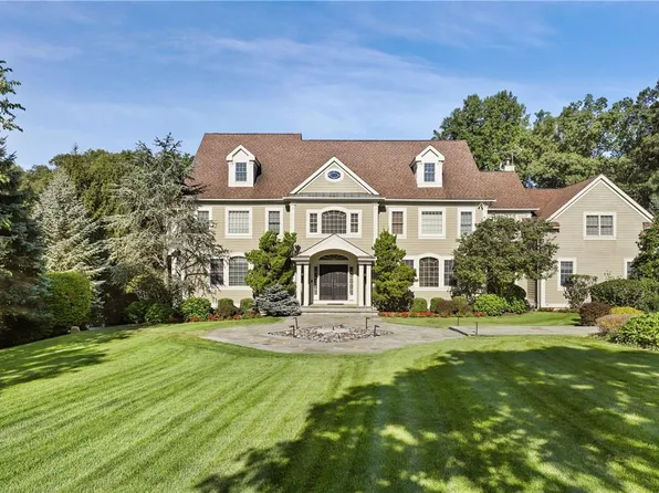 46 Stonewall Circle, West Harrison, NY 10604