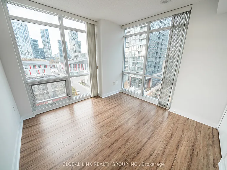 11 Brunel Ct #703 — Photo 11