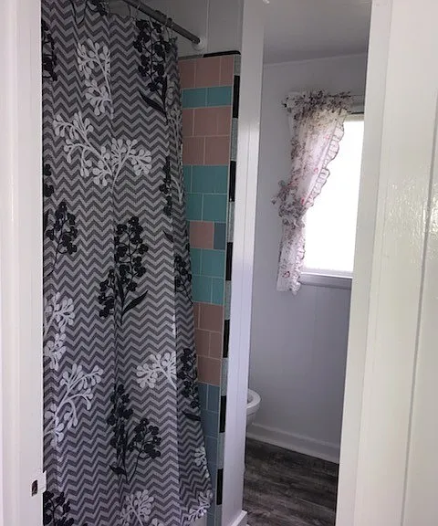 2033B Oswald St — Photo 1