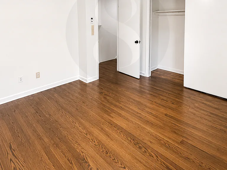 3121 Colonial Way #E — Photo 10