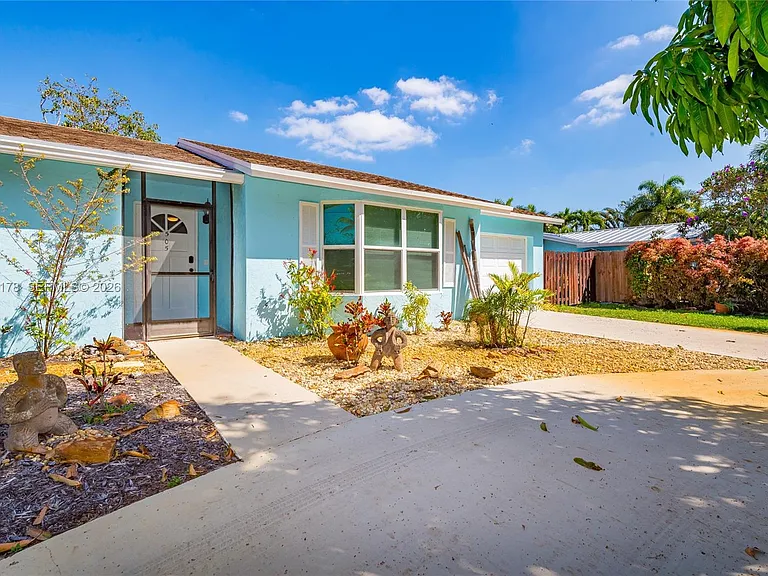 505 Heron Dr — Photo 37