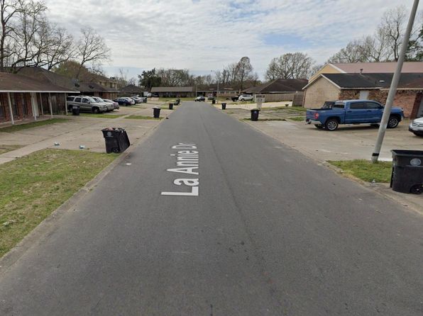 baton-rouge-louisiana-2053402937 picture