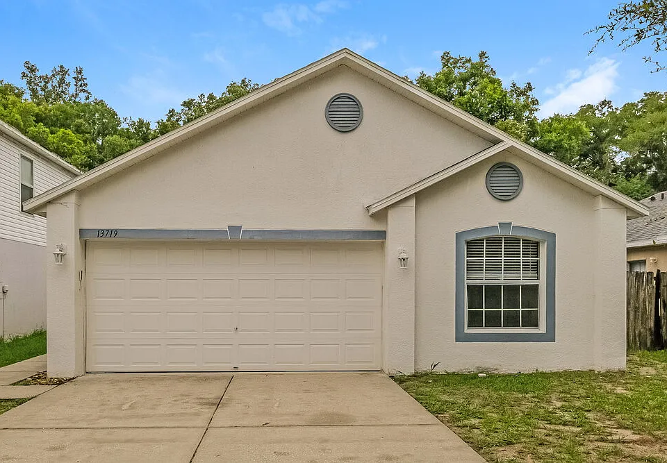 13719 Gentle Woods Ave