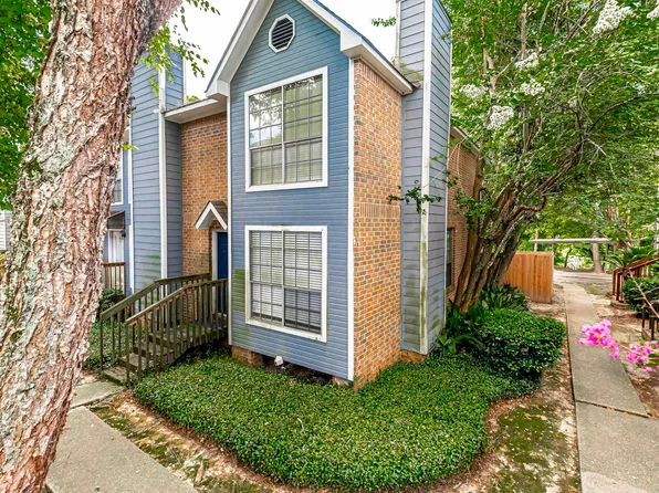 66 Stokes Ct, Baton Rouge, LA 70808