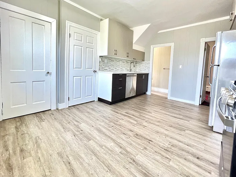 312 Waseca Ave #2 — Photo 3