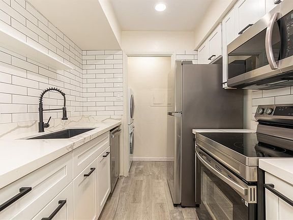 2nd image of 14600 Fonmeadow Dr APT 1203