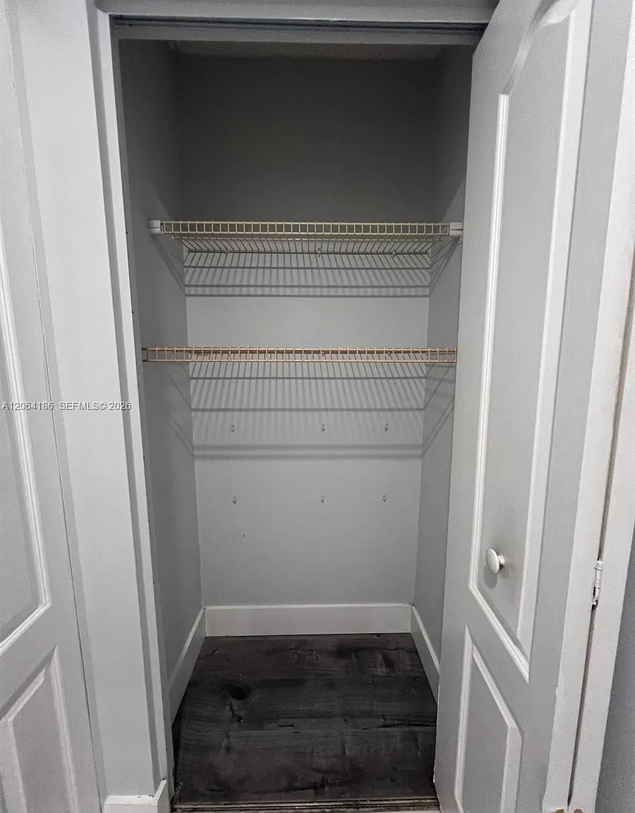 3 bed, 1660 sqft, $2,800 — Photo 3