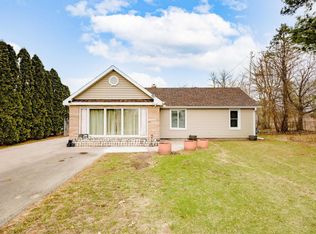 1807 S River Rd, Janesville, WI 53546