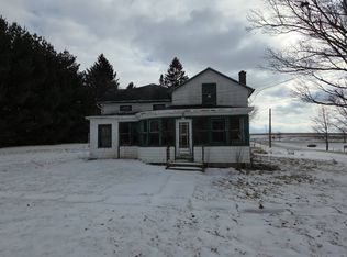 403 E Webb St, Davis, IL 61019