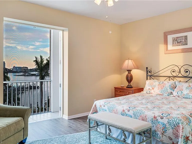 400 Flagship Dr #403 — Photo 9